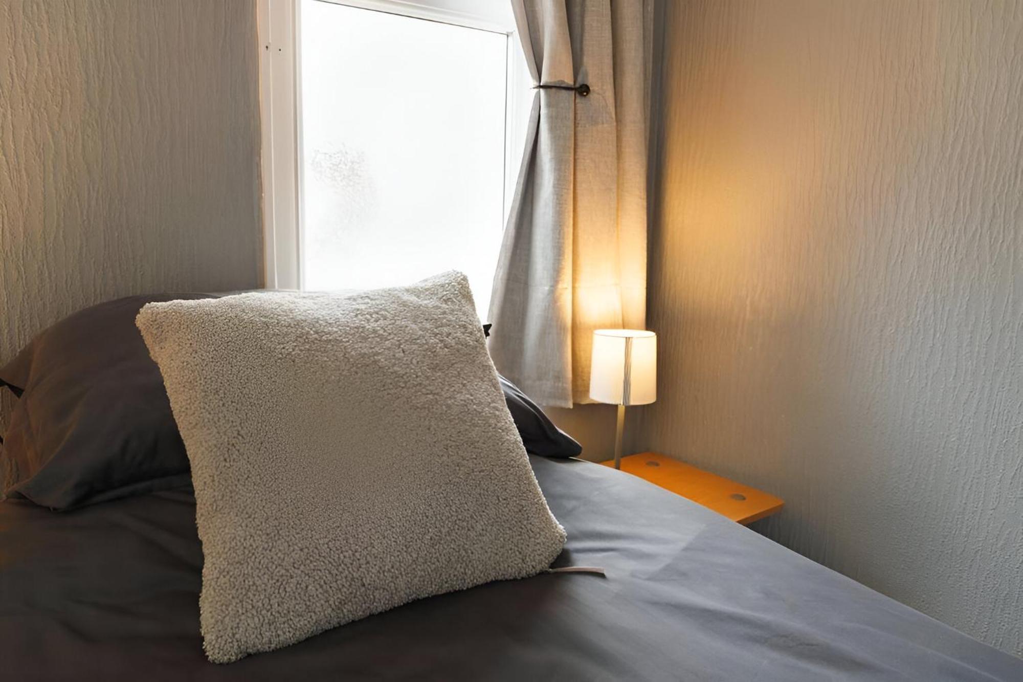 Seaside Solace 2Br With Scenic Coastline Views Llandudno Zewnętrze zdjęcie