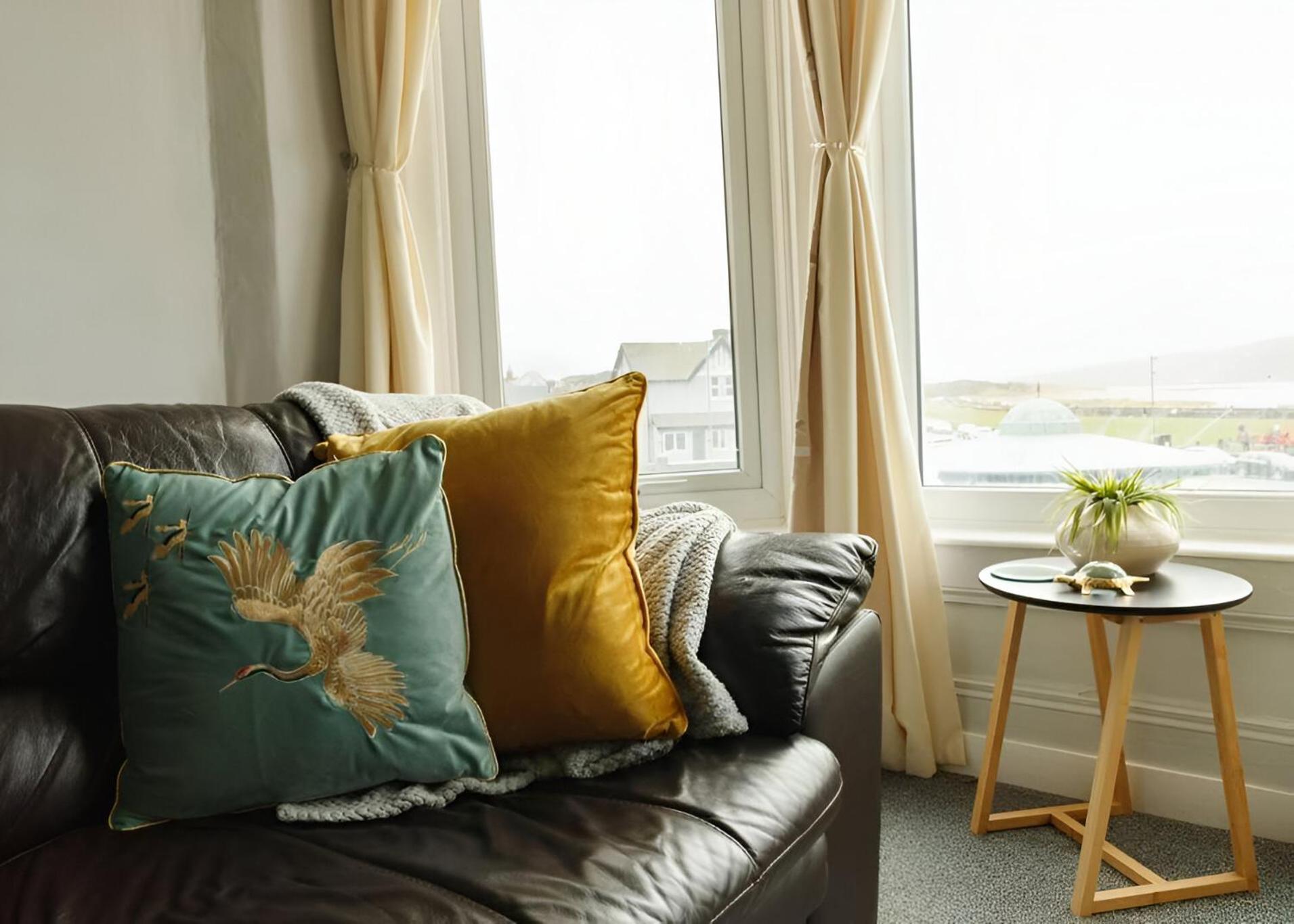 Seaside Solace 2Br With Scenic Coastline Views Llandudno Zewnętrze zdjęcie